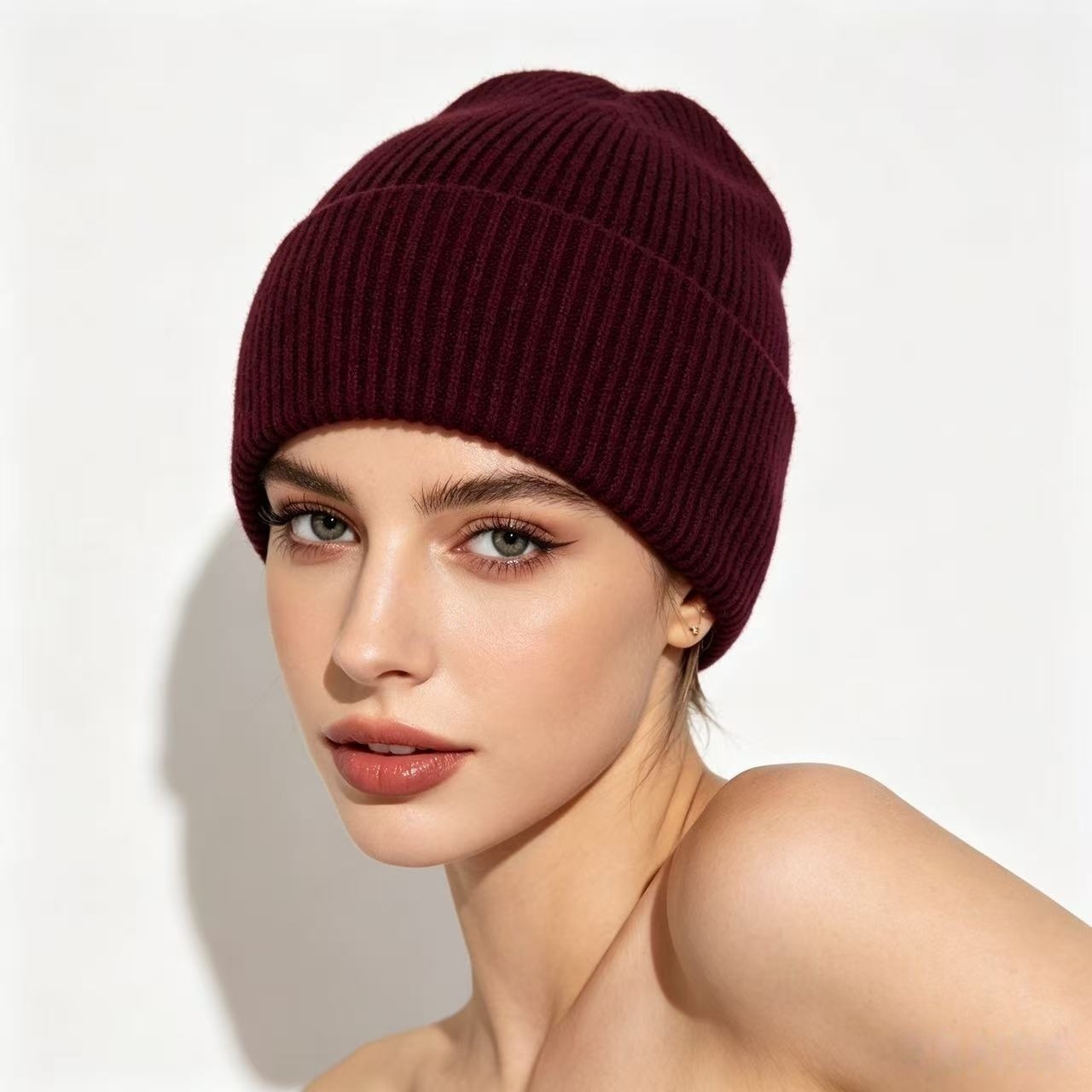 Granatowa, prążkowana, termicz – Beanie Cuffed Knit recenzja i cena
