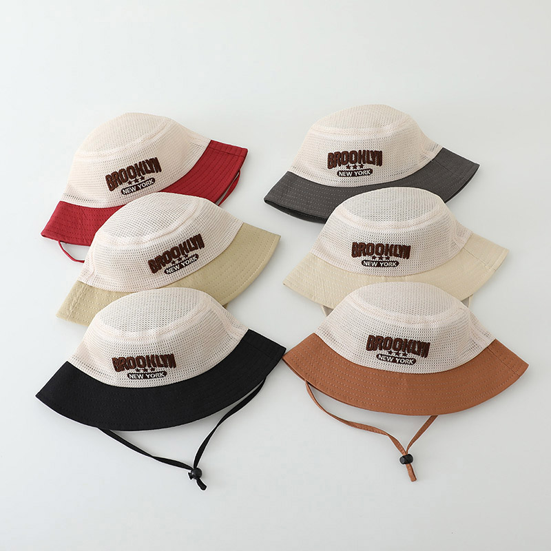 Haftowany kapelusz przeciwsłon – Bucket Hat Cotton recenzja i cena